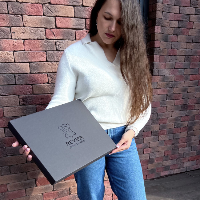 Шкіряна сумка для MacBook (кайзер) Чорний Шкіряна сумка для MacBook (кайзер) Чорний