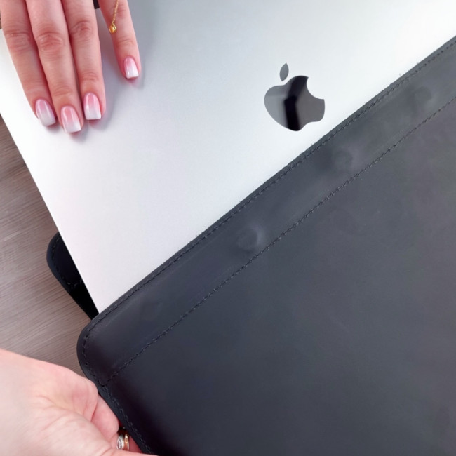 Шкіряний чохол на магнітах для MacBook (крейзи) Чорний Шкіряний чохол на магнітах для MacBook (крейзи) Чорний