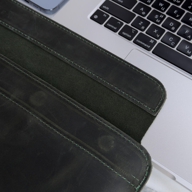 Шкіряний чохол на магнітах для MacBook (крейзи) Хакі