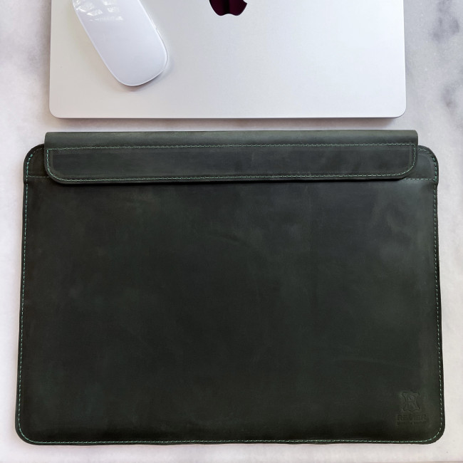 Шкіряний чохол на магнітах для MacBook (крейзи) Хакі